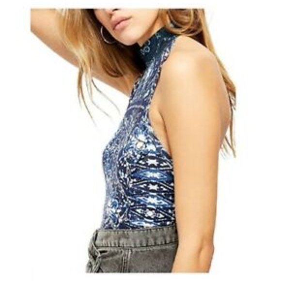 1️⃣3️⃣Free People Madagascar Printed Halter Top Navy - Picture 3 of 4